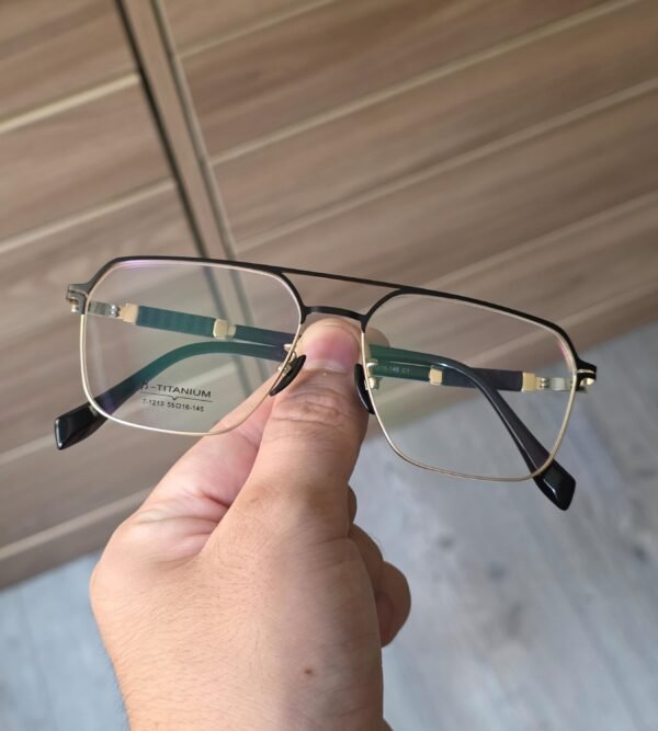 Montura de Titanio para Hombre